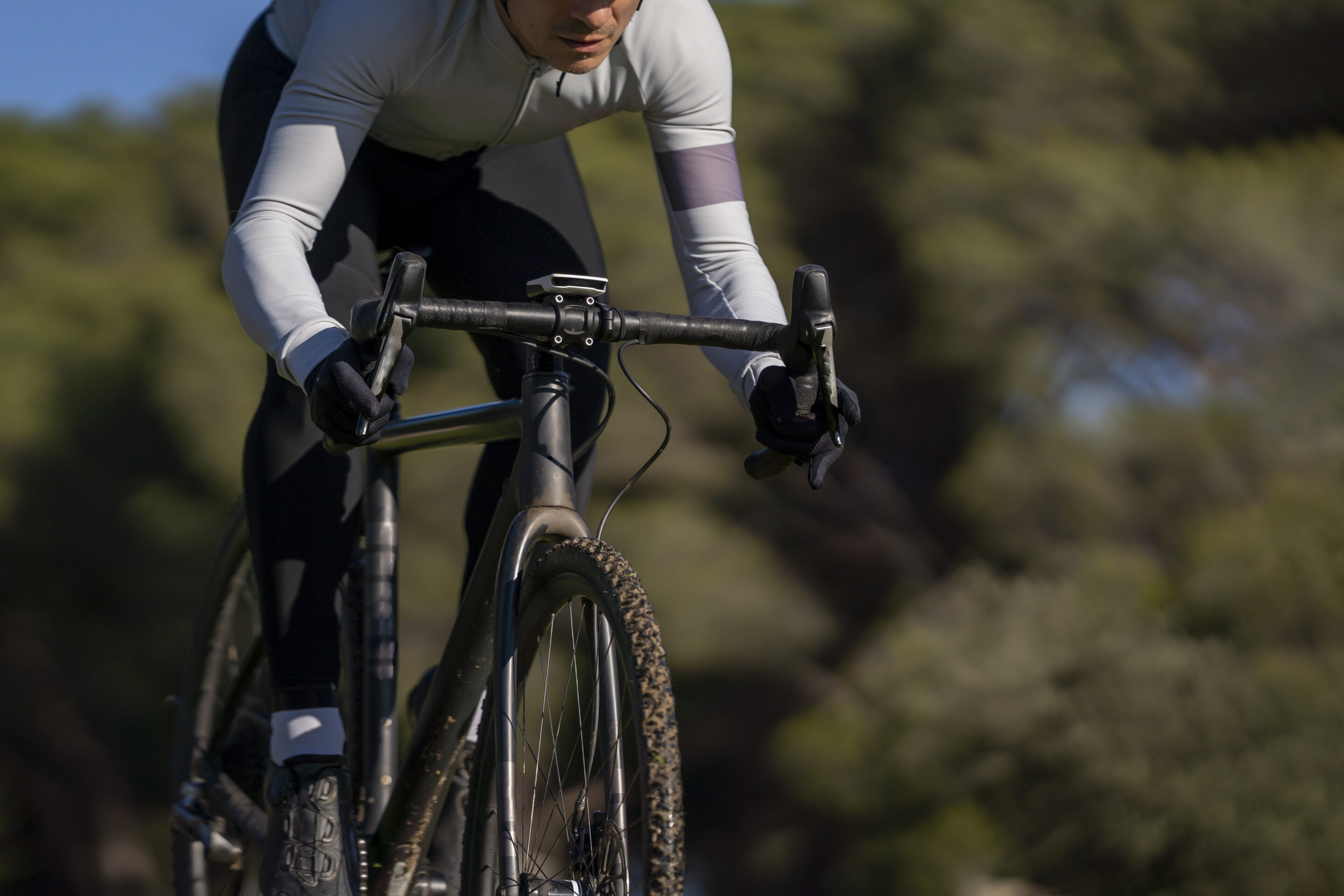 determined cyclocross athlete on a sunny day