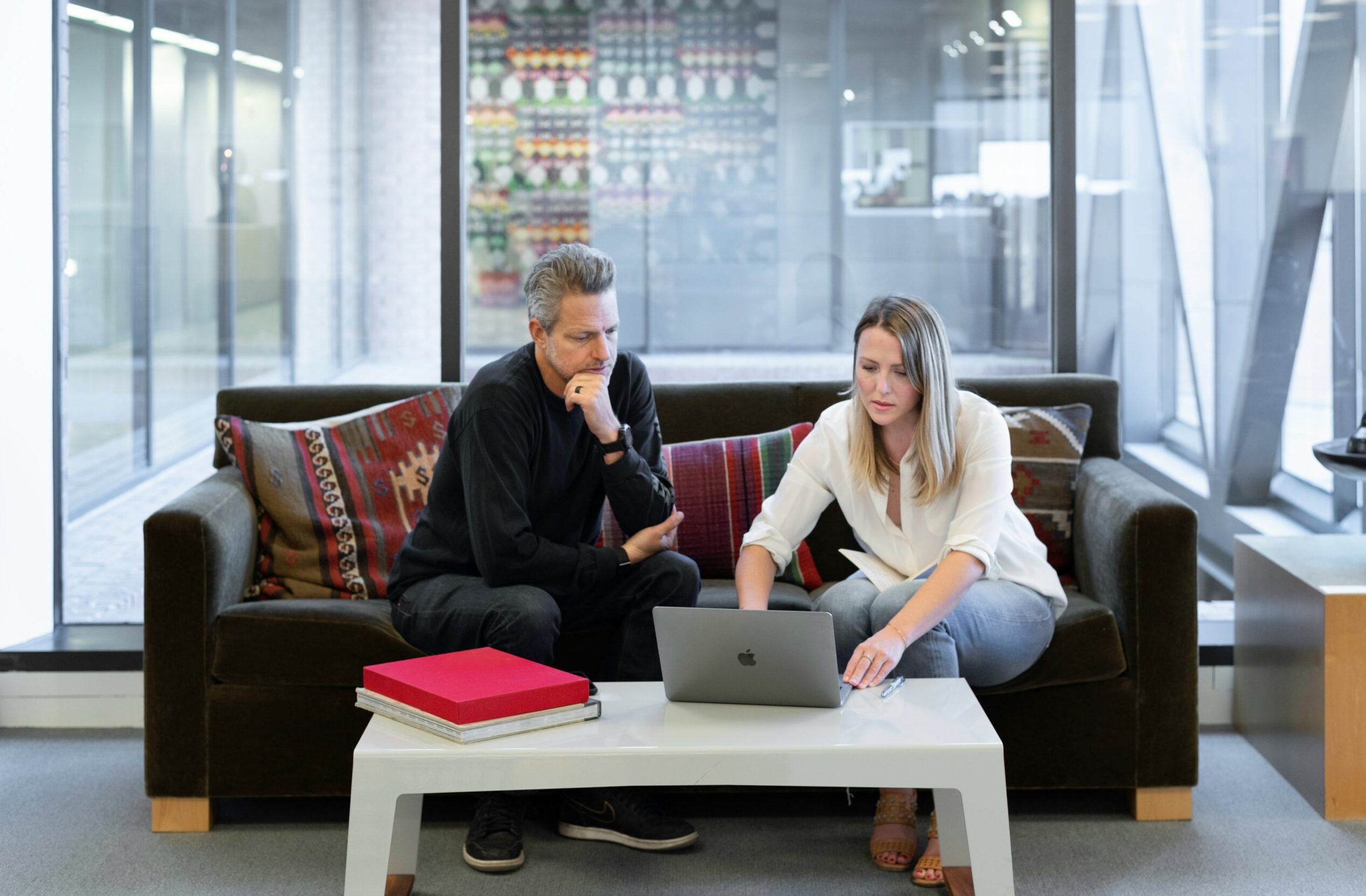 linkedin sales solutions ofmi6cdd7yu unsplash